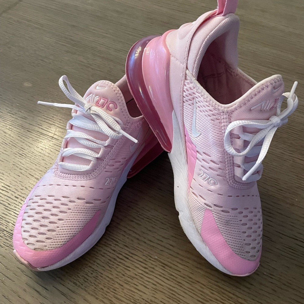 Nike Air Max 270